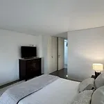 Holiday home Padel Casa E Estudio-vitorino De Piaes *