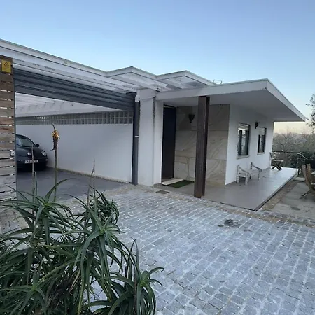 Padel Casa E Estudio-vitorino De Piaes Semesterbostad *