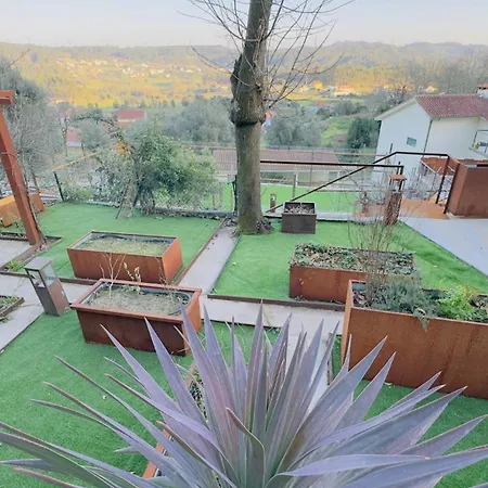 Padel Casa E Estudio-vitorino De Piaes Semesterbostad