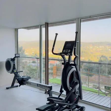 Padel Casa E Estudio-vitorino De Piaes Holiday home *