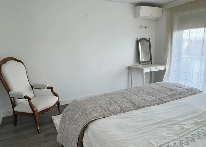 Padel Casa E Estudio-vitorino De Piaes Holiday home *