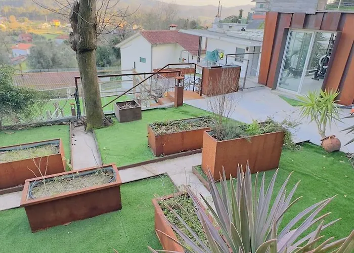 Holiday home Padel Casa E Estudio-vitorino De Piaes *